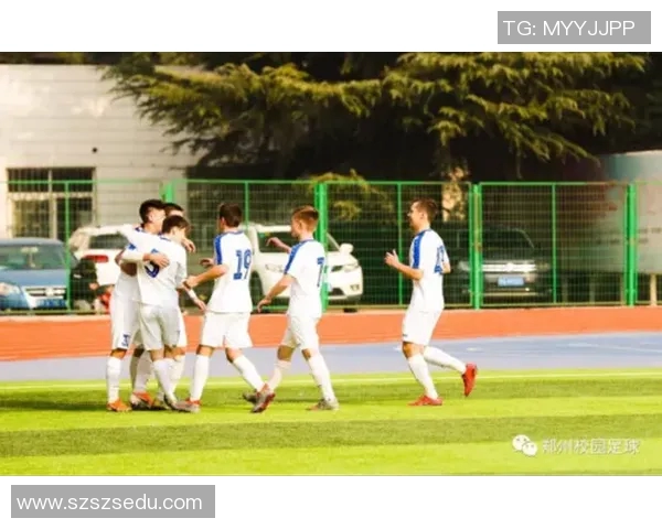 校园足球周日训练计划方案 提升技术与团队合作能力 校园足球周日训练计划方案 提升技术与团队合作能力