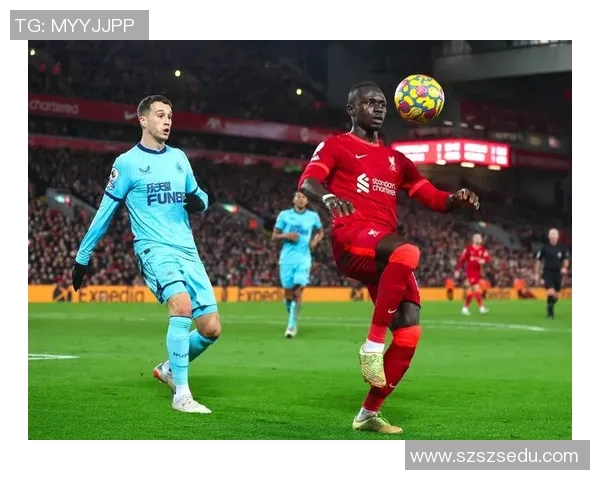 足坛巨星炫酷控球瞬间展现极致技巧与速度魅力 足坛巨星炫酷控球瞬间展现极致技巧与速度魅力